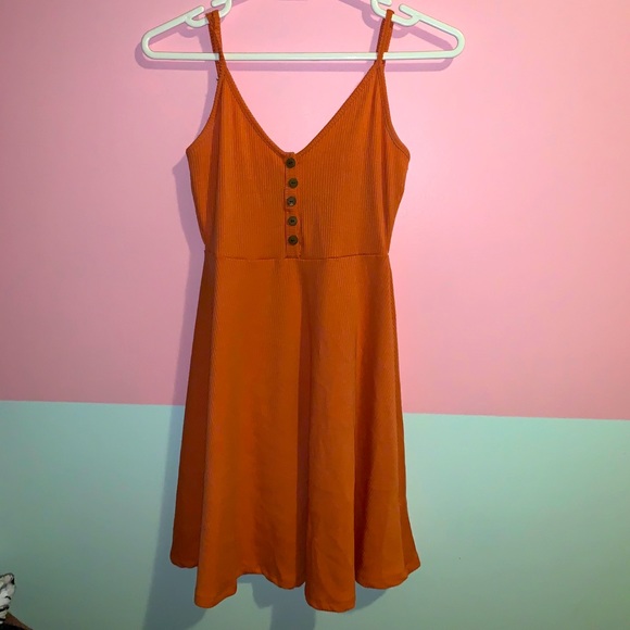 Tangerine orange dress 🍊 - Picture 2 of 5